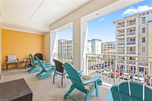 3700 Sandpiper Rd Apt 223, Virginia Beach, VA 23456