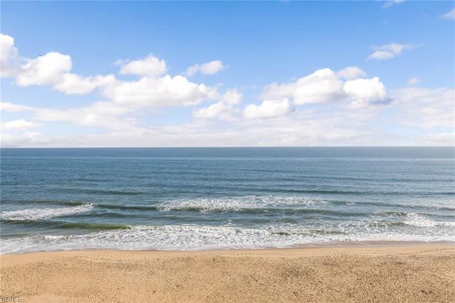 3700 Sandpiper Rd Apt 223, Virginia Beach, VA 23456