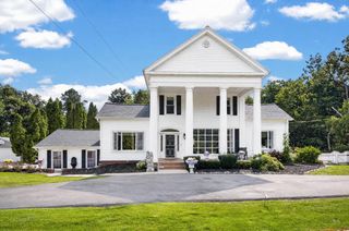 115 S Lakeshore DRIVE, Kenosha, WI 53403