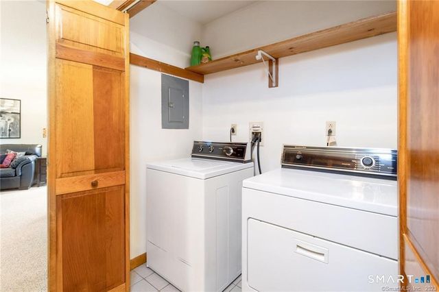 65 Shelton Avenue C, Shelton, CT 06484