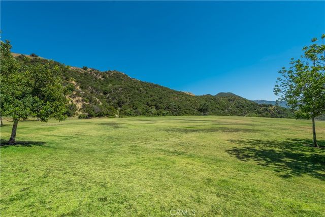 24030 ALDER Place, Calabasas, CA 91302