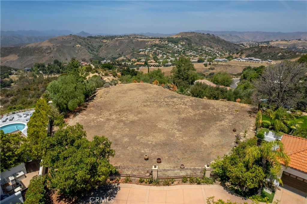 24030 ALDER Place, Calabasas, CA 91302