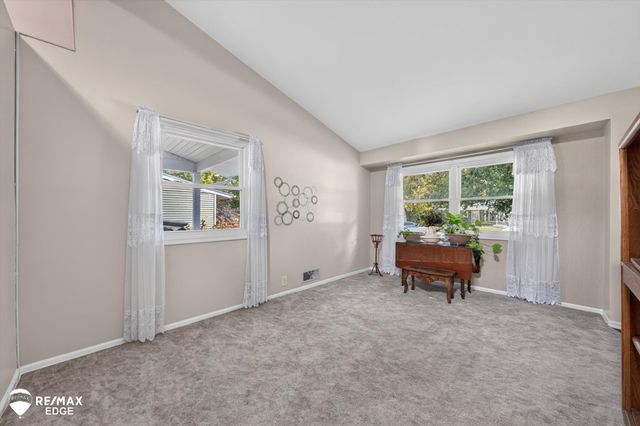 307 Sequoia Drive, Davison, MI 48423