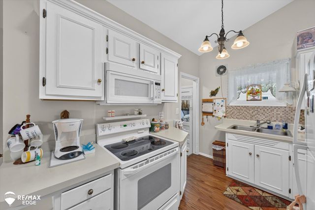 307 Sequoia Drive, Davison, MI 48423