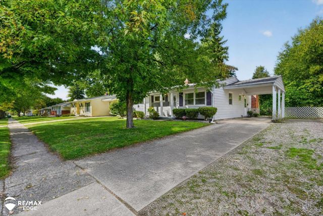 307 Sequoia Drive, Davison, MI 48423