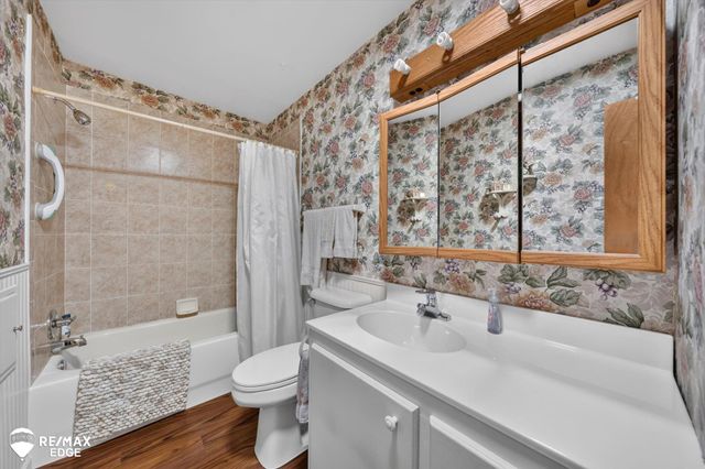 307 Sequoia Drive, Davison, MI 48423