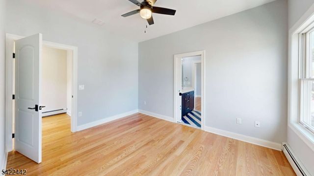 376 5Th Ave, Paterson City, NJ 07514