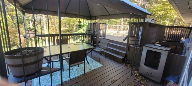 408 Sandy Rd, Dover, TN 37058