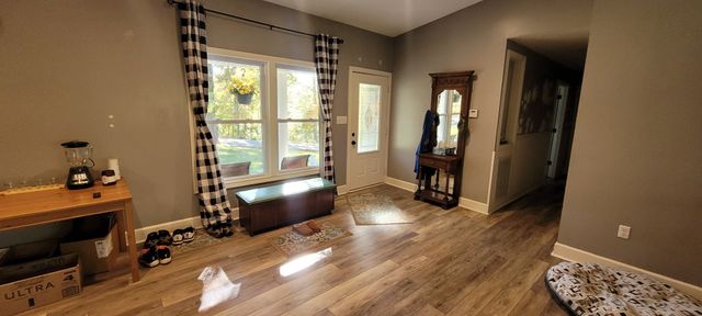 408 Sandy Rd, Dover, TN 37058