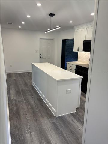 2911 WILLIAMS ROAD, Plant City, FL 33565