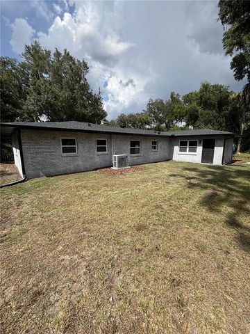 2911 WILLIAMS ROAD, Plant City, FL 33565