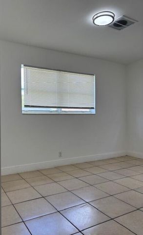 5820 NW 13th Street, Sunrise, FL 33313