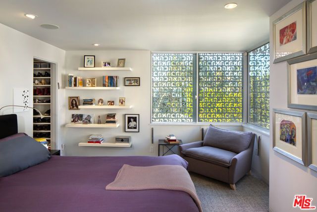 10328 Cresta Drive, Los Angeles, CA 90064