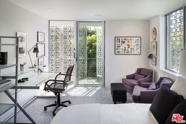 10328 Cresta Drive, Los Angeles, CA 90064