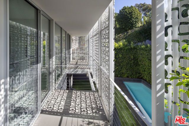 10328 Cresta Drive, Los Angeles, CA 90064