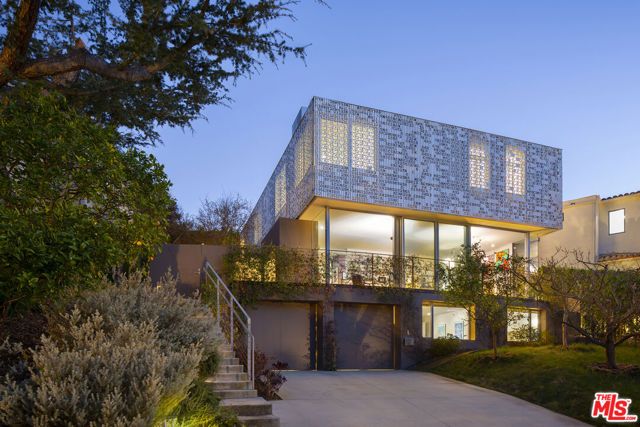 10328 Cresta Drive, Los Angeles, CA 90064