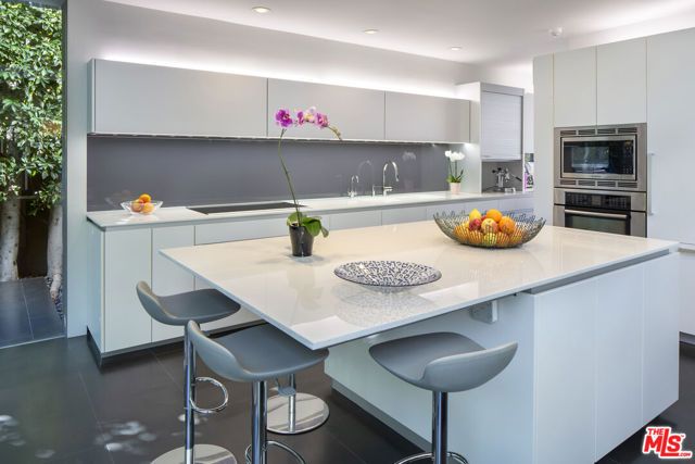 10328 Cresta Drive, Los Angeles, CA 90064