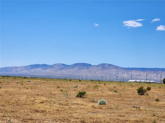 22200 Yerba Boulevard, California City, CA 93505