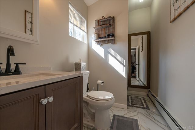 178 Spur Drive S, Bay Shore, NY 11706