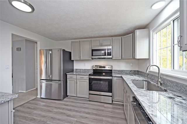 1350 Vista Ridge Drive, Miamisburg, OH 45342