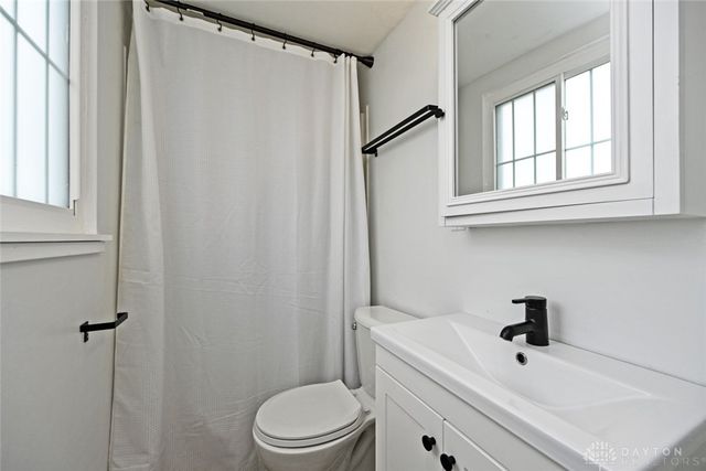 1350 Vista Ridge Drive, Miamisburg, OH 45342