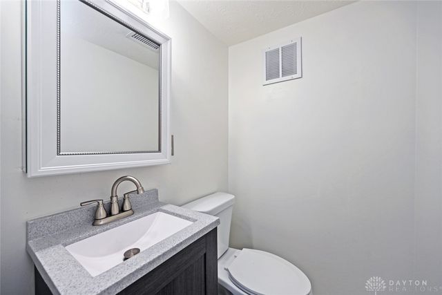 1350 Vista Ridge Drive, Miamisburg, OH 45342