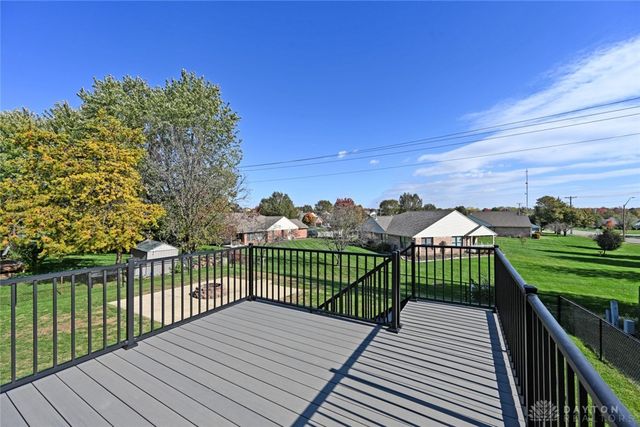 1350 Vista Ridge Drive, Miamisburg, OH 45342