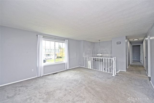 1350 Vista Ridge Drive, Miamisburg, OH 45342