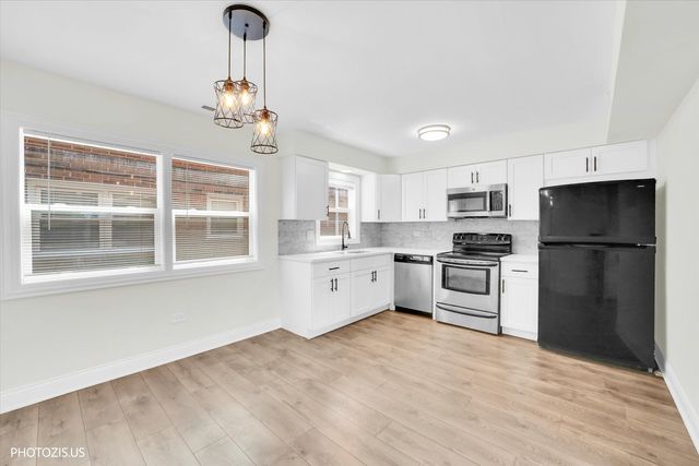3460 N Harlem Avenue 1B, Chicago, IL 60634