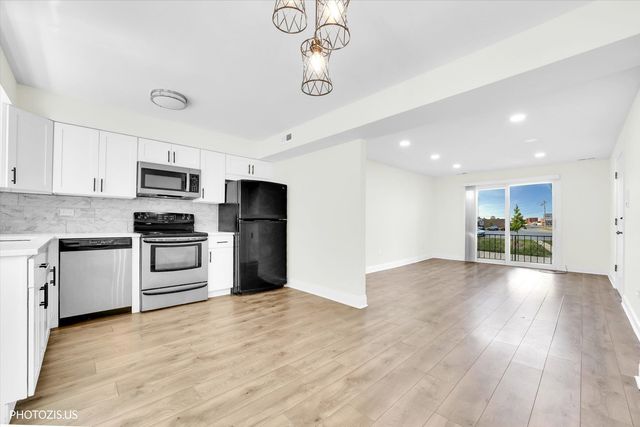 3460 N Harlem Avenue 1B, Chicago, IL 60634