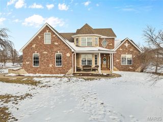 714 Longhi Road, Collinsville, IL 62234