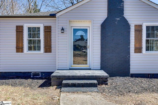 26 Broad Vista Boulevard, Taylors, SC 29687