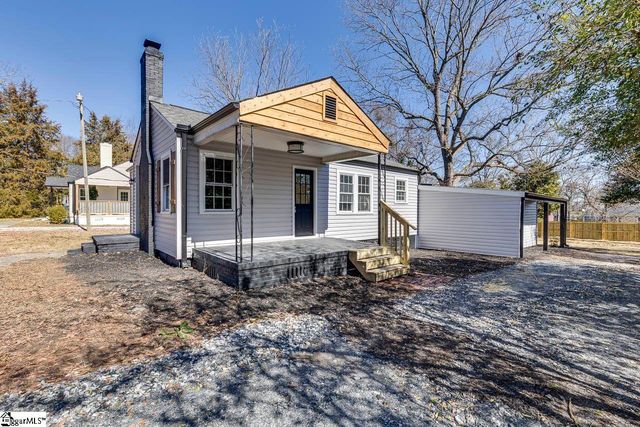 26 Broad Vista Boulevard, Taylors, SC 29687