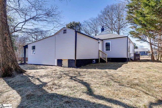 26 Broad Vista Boulevard, Taylors, SC 29687