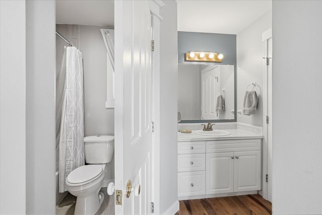 2358 Asher Drive, Medford, OR 97504