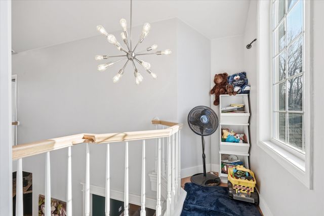 2358 Asher Drive, Medford, OR 97504