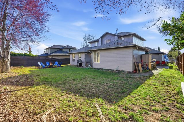 2358 Asher Drive, Medford, OR 97504