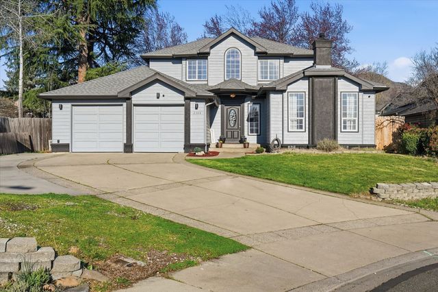 2358 Asher Drive, Medford, OR 97504