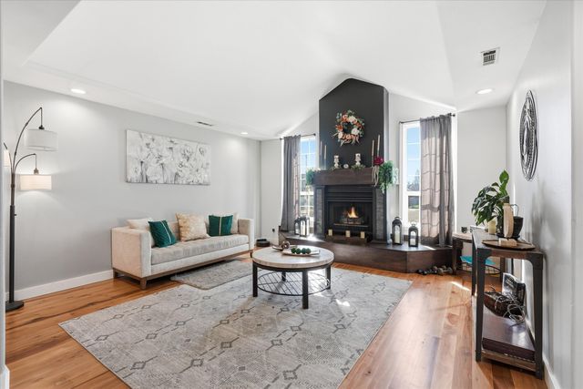 2358 Asher Drive, Medford, OR 97504