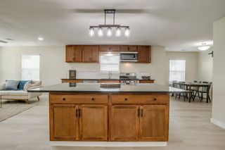 1320 Wayne Street, Haltom City, TX 76117