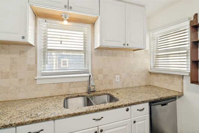 629 Melba Street, Dallas, TX 75208