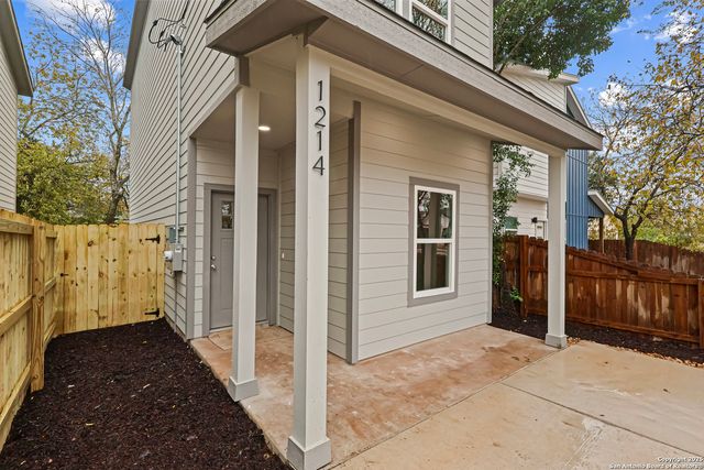 1214 Aransas, San Antonio, TX 78210