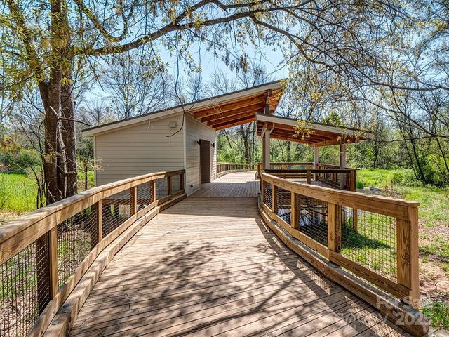 1602 University Drive, Lancaster, SC 29720