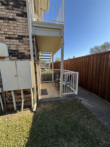 2200 E Trinity Mills Road 307, Carrollton, TX 75006