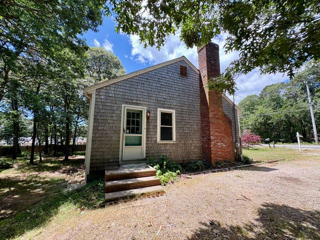 615 Route 6A, Yarmouth Port, MA 02675