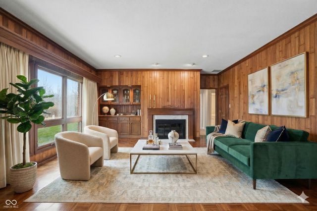 9208 Tamarack Drive, Indianapolis, IN 46260