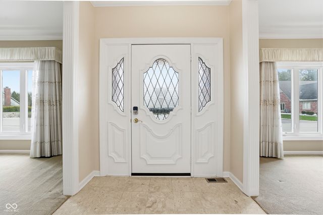 9208 Tamarack Drive, Indianapolis, IN 46260