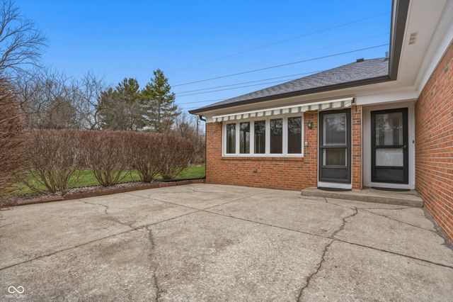 9208 Tamarack Drive, Indianapolis, IN 46260