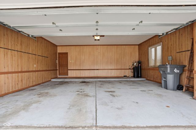 9208 Tamarack Drive, Indianapolis, IN 46260