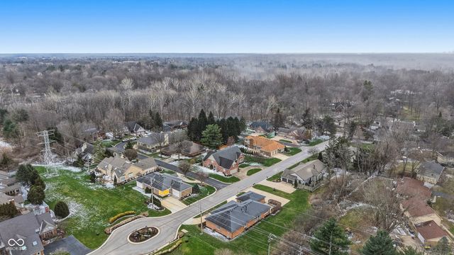 9208 Tamarack Drive, Indianapolis, IN 46260